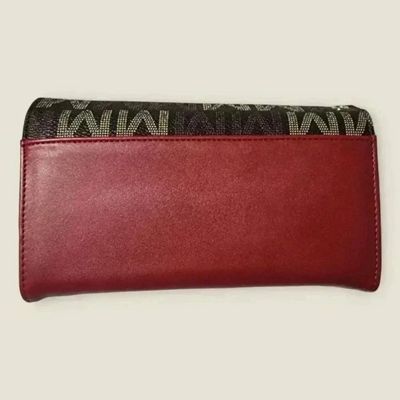 ๐๏ธMKF Collection Wristlet Wallet | High-Quality Vegan Leather | High Capacity - Picture 9 of 13
